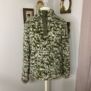 Eddie Bauer Olive Green Fleece Button Pullover